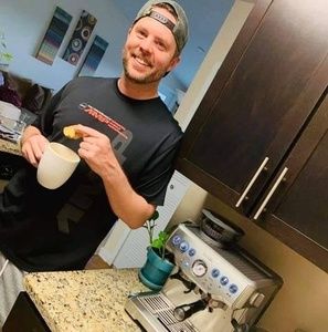 Meet your Posher, Chad